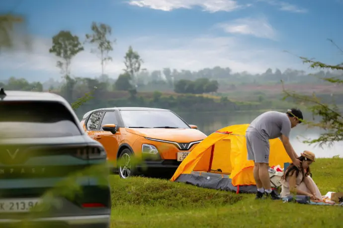 taxi điện hợp đồng du lịch tour nhiều ngày